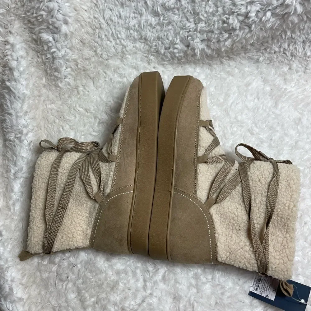 NWT Universal Thread Brigitte ankle Boots khaki and beige faux fur SZ 11